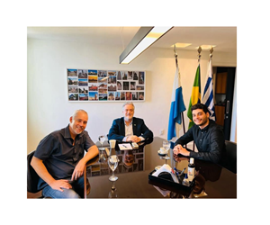 INCT-DSI e UFF discutem projeto de construção de memória do 8 de janeiro